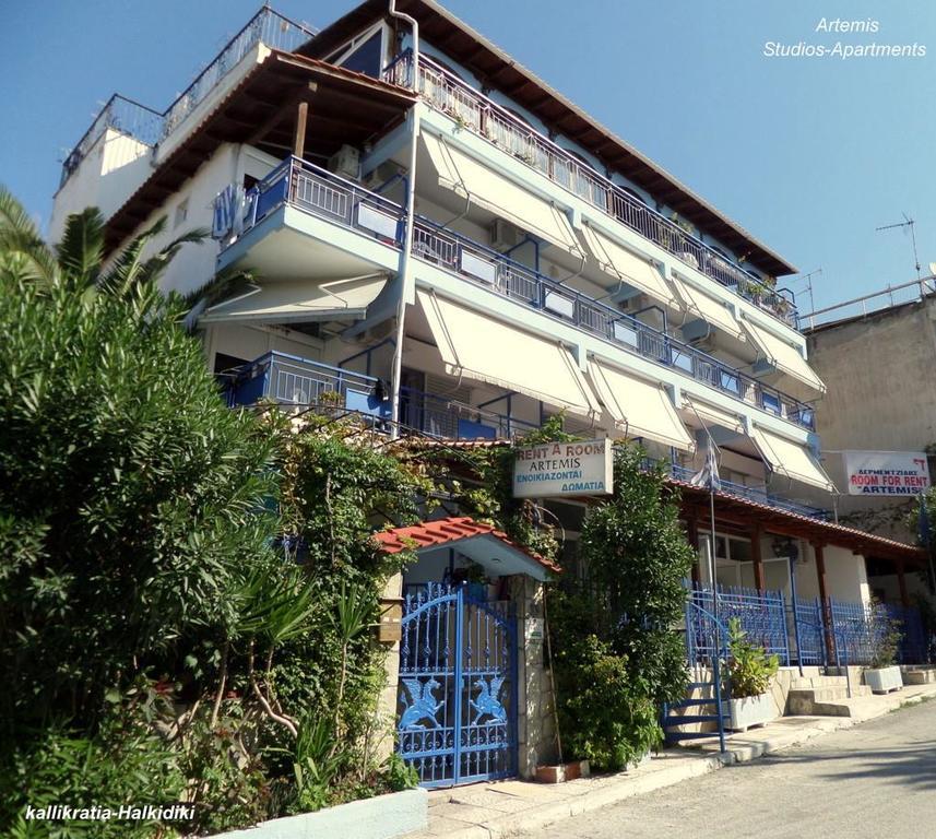 Artemis Studios & Apartments Nea Kallikrateia Exterior foto